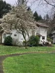 Riverfront Beach House Rental - Wifi