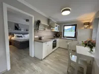 Modern & Cozy Vacation Apartment with Large Terrace and View of the Castle