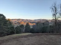 Cozy loft retreat w/Mountain Views in Mtn City near VA Creeper Trail & Damascus.