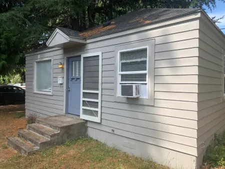 Charming 1bdm cottage with AC & WiFi in Corvallis - Close to OSU Campus