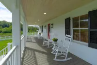 Virginia Tech Families - 200 Year Old Farmhouse Simmonsville住宿飯店