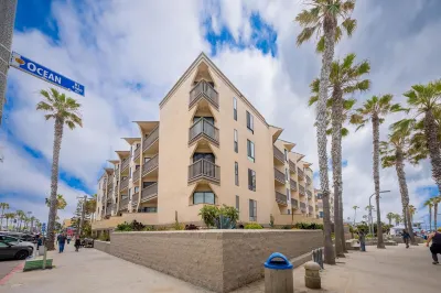 Remodeled beach front condo with ocean views