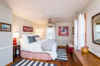 CHARMING Saluda on My Mind – 2min Walk to Downtown