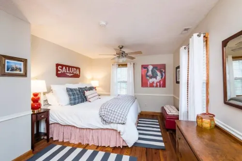 CHARMING Saluda on My Mind – 2min Walk to Downtown