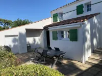 Family house la faute sur mer sleeps 14 Hotels near Rade d'Amour