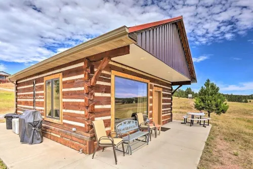 Big Country Cabin, Serene, Secluded.