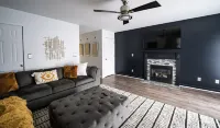 Cozy family home. 19 minutes from Churchill Downs