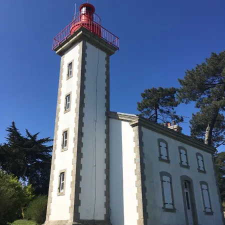 COMBRIT SAINTE MARINE, 200m FROM THE BEACH (Free wifi)