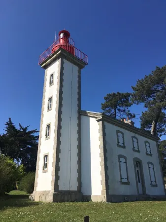 COMBRIT SAINTE MARINE, 200m FROM THE BEACH (Free wifi)