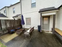 Full Townhouse Fleur de Lis condominiums 1 Mile To Stadiums