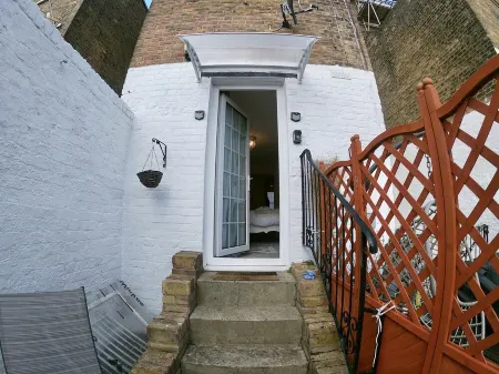 Sea View, garden, parking private