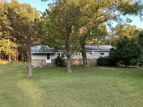 lake close Hotels in Center Township