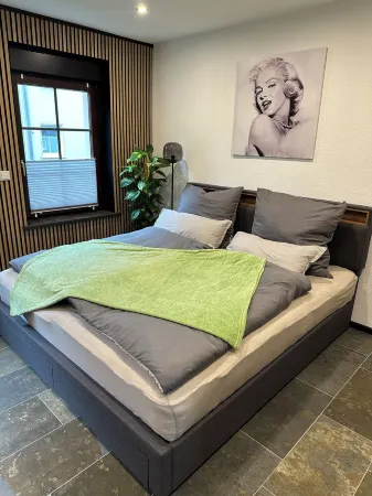 Ferienwohnung Altenburg Zum Zipfel Отели рядом с достопримечательностью «Bahnhof Center»