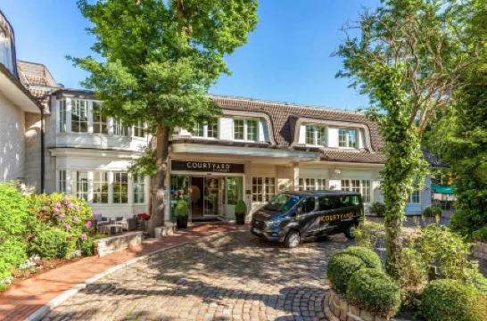 Courtyard Hamburg Airport Отели рядом со станцией Hoheneichen Railway Station