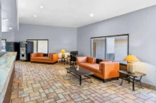 เดย์สอินน์ บายวินด์แฮม บั๊คอาย