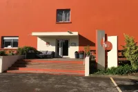 Adonis Lyon Est Hôtel Artys