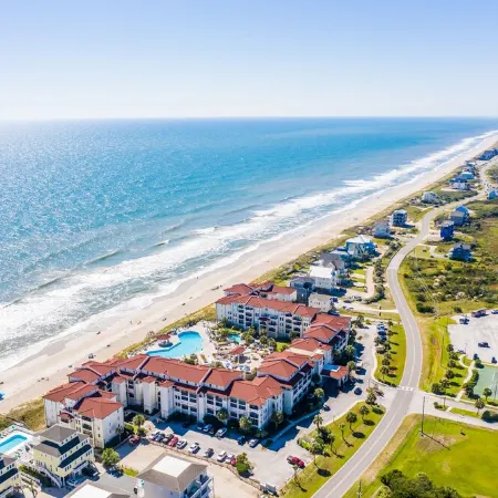 OCEANFRONT CONDO AMAZING VIEWS OF TOPSAIL BEACHES!