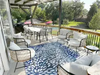 Luxury Lakefront @ Cedar Creek. Private luxury heated pool and Hot Tub!