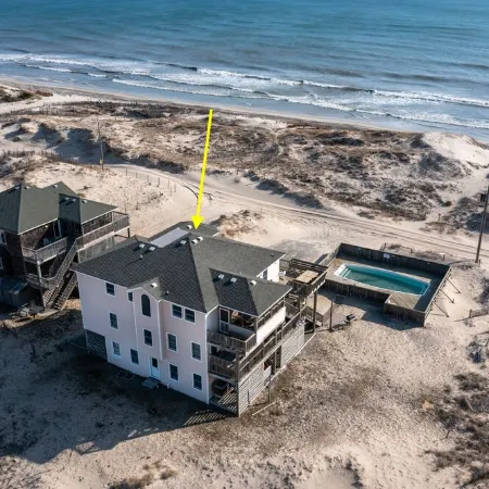 Salted Dunes OBX,  Beach front, Wild Horses, Pool, Hot Tub, 4x4 Beach, 7 Bedroom