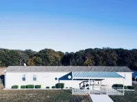 LUXURY RETREAT / PICKLEBALL COURT,  less than 3 miniutes from Winstar Casino! Hotels in Love County