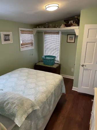 Come to Camden Cottage for your Best Vacation Evah!