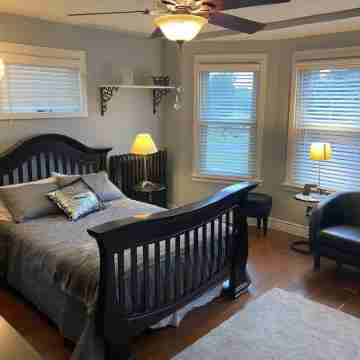 La Bella de Belén - Dog Friendly and Sleeps 10! Rooms