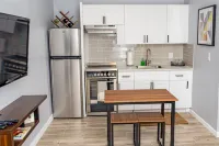 Private Studio Near Hard Rock Stadium Hotels near University of Phoenix