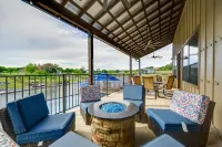 Highly rated home with private pool, hot tub and 90 feet of waterfront!