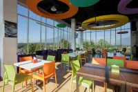 Laras Asri Resort & Spa Hotel a Tingkir
