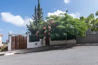 Serene 2-bedroom house with WiFi in Arucas