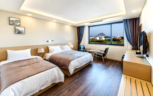 Seawater Spa Hotel Coza