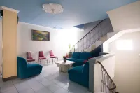 RedDoorz Plus Near Pelabuhan Bitung