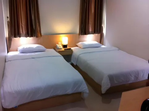 J Residence Guest House Ciumbuleuit