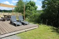 Chalet "le suc" Free Wifi, Heating Included Hotels in Murol