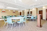 Comfort Suites - breakfast