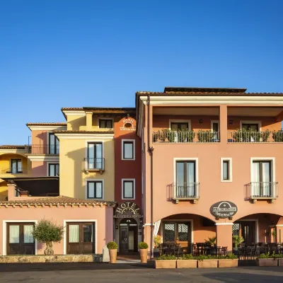 La Vecchia Fonte Hotels near Palau Vecchio Beach