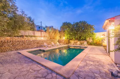 CA N'ABRINES - Beautiful and traditional townhouse with private pool near the mountains. Free WiFi
