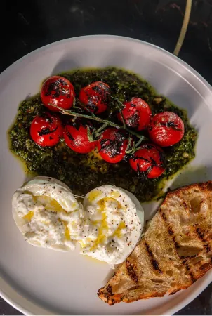 Club Quarters Hotel, World Trade Center Отели рядом с достопримечательностью «Cobble Hill»