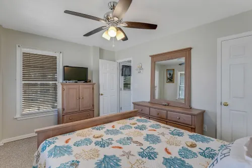 Corolla 4x4 house: Ocean views, Pool, Remodeled Master Bathroom, Wild Horses