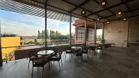 Lion Park Hotel & Resort Hotels in Malanka