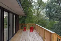 Amber Refresh by AvantStay Pool and Hot Tub