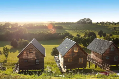 Wooden Chalet in Abbeville Near Somme Bay - Country Houses