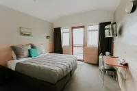 Waitomo Village Chalets Home of Kiwipaka Hotels in Te Kuiti