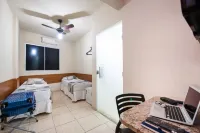 Hotel Pouso Alegre Hotels in Каріасіка