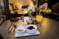 Big Cypress Lodge - servizio colazione