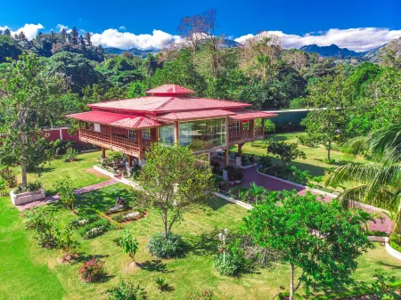 Hotel Rancho Guacamayos Отели в г. Blanco