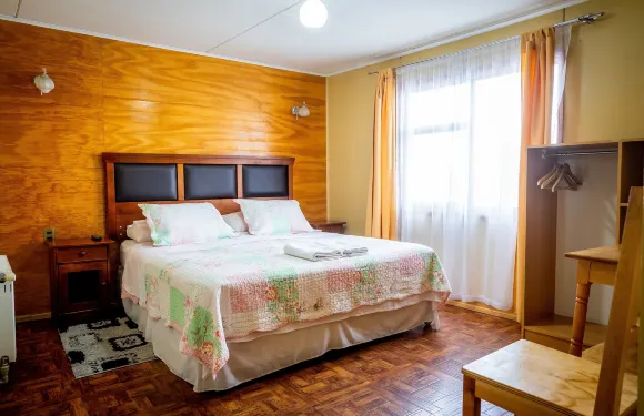 露西住宿加早餐旅館