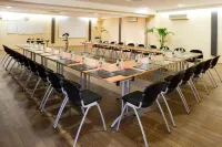 Hotel Residence les Medes فنادق في هييريس