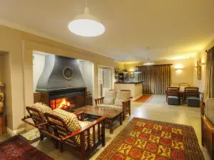 Moorcroft Manor Boutique Country Hotel
