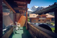 Hotel Alpina - Mountain view